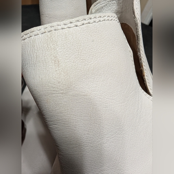 Frye Reina White Leather Pointed Toe Western Block Stack Heel Ankle Booties 9.5M - Picture 7 of 16